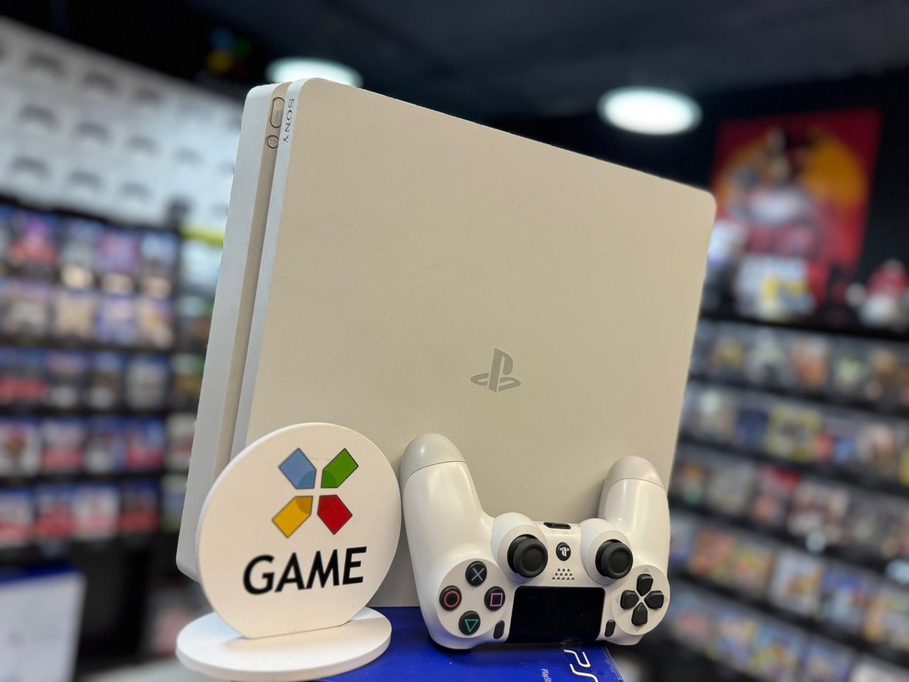 Игровая консоль Sony Playstation 4 Slim 500gb Белая (б/у)